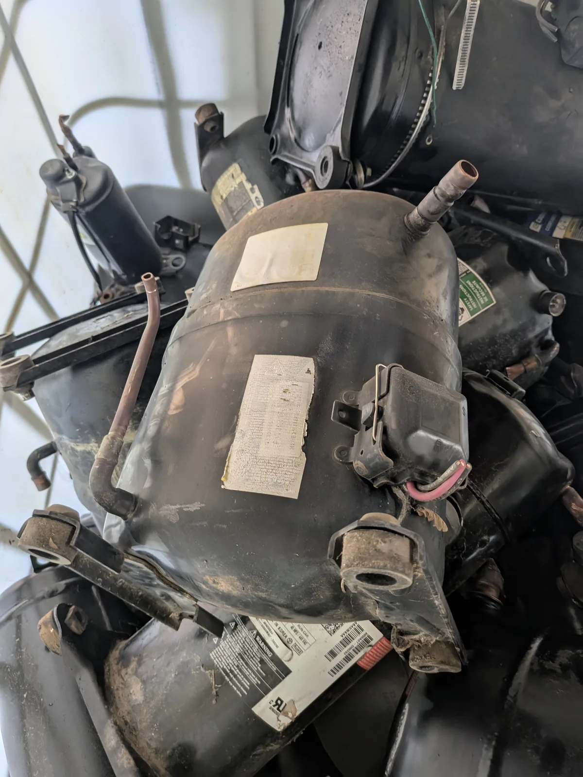 Compressor (AC) scrap metal example - Image 2 of 3