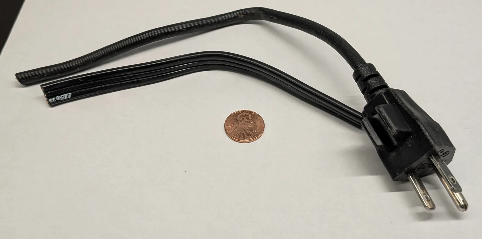 Wire Insulated #2 48% scrap metal example - Image 2 of 2